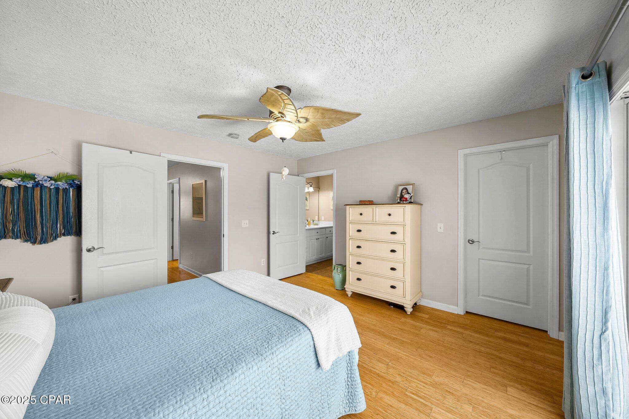 North Lagoon Oaks 7th Add - Residential