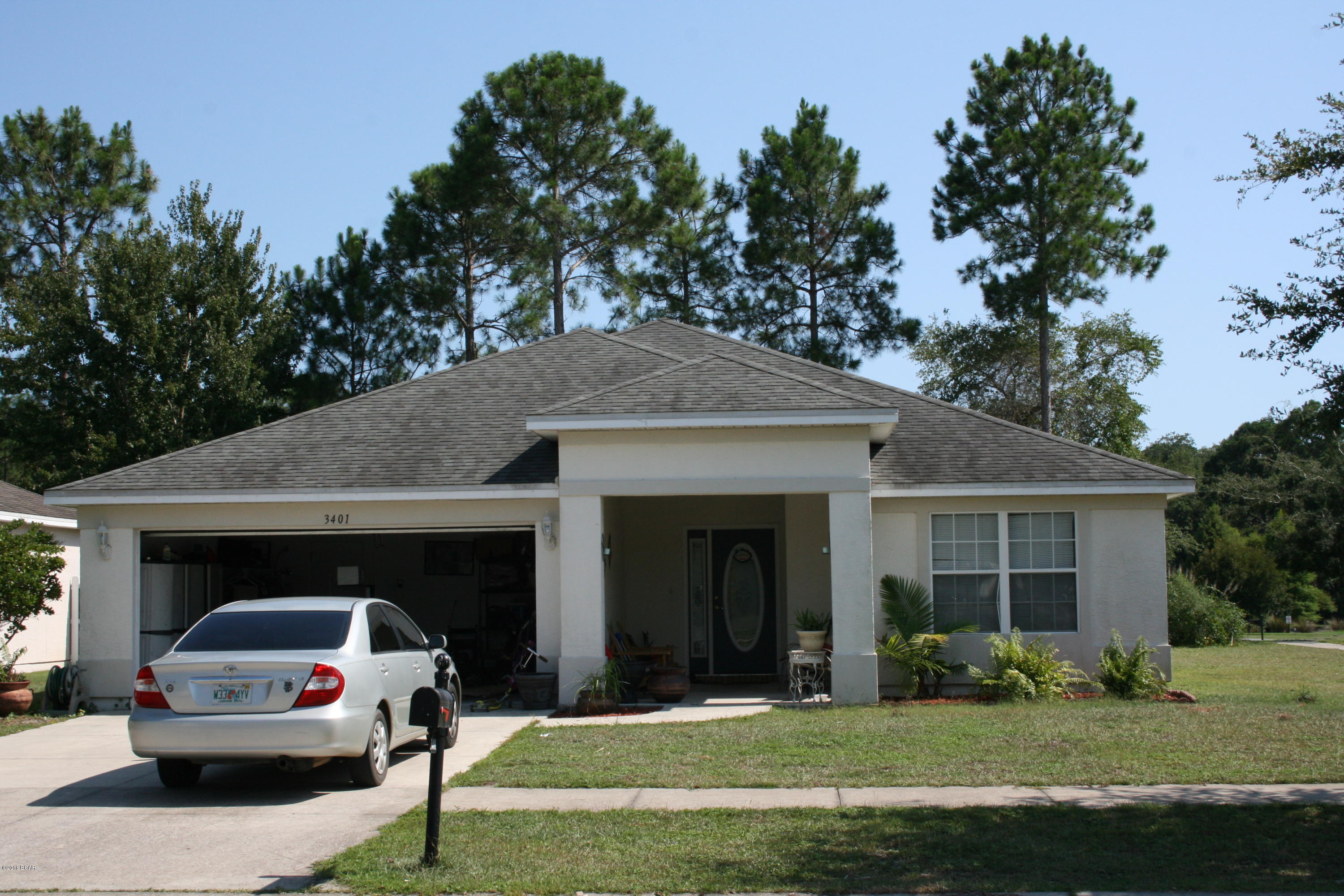 Hammocks - Residential Lease