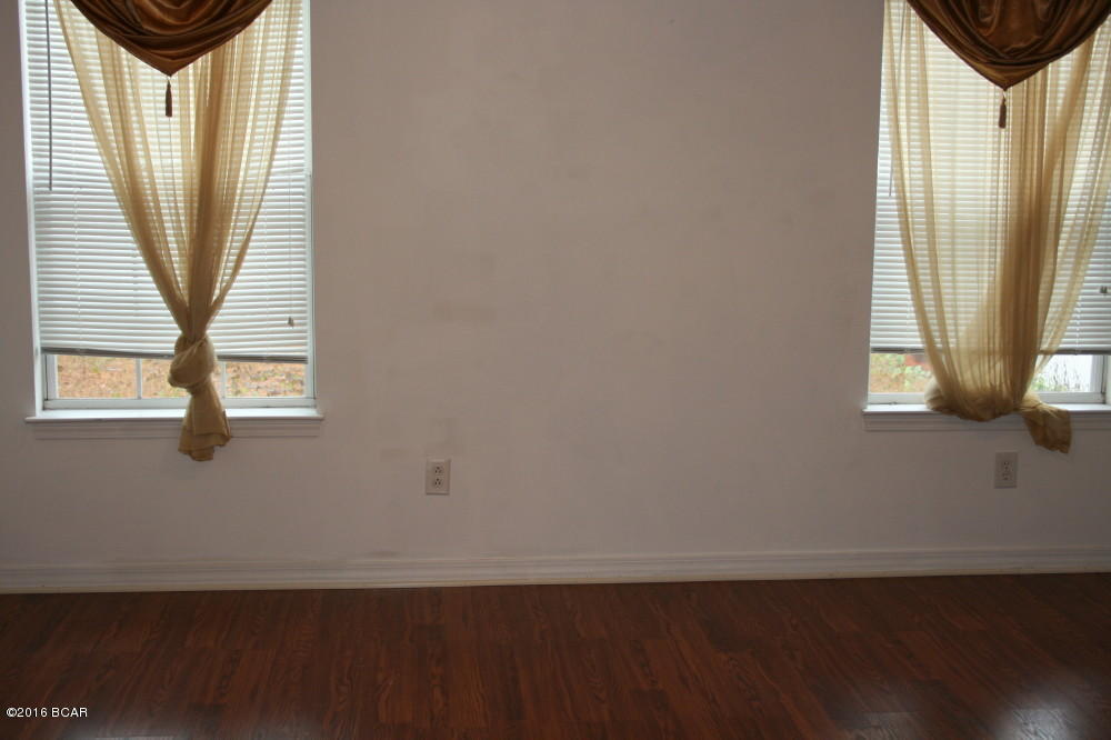 Hammocks - Residential Lease