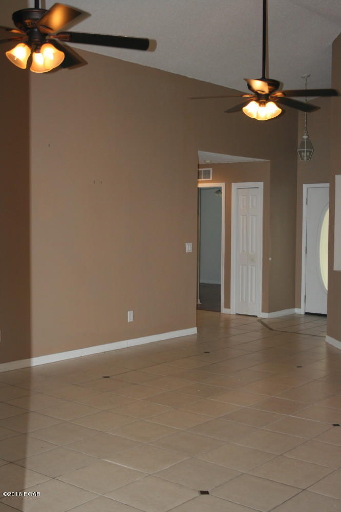 Hammocks - Residential Lease