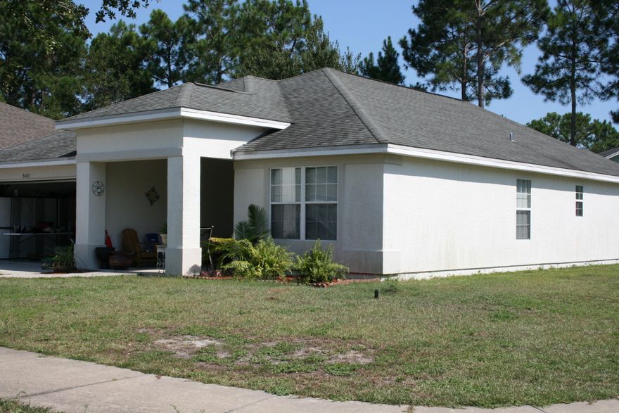 Nice family home on corner lot.  ostley tiled and hardwood-laminate floors, fully equipped kitchen, 2-car garage, screened porch, fenced back yard, large open corner location with sidewalks, access to swimming pool.  Home is occupied - Do Not Enter Property without an Appointment.