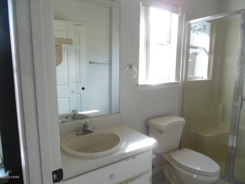 Pine Tree Place Unit 1 - Residential