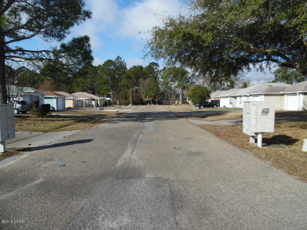 Pine Tree Place Unit 1 - Residential