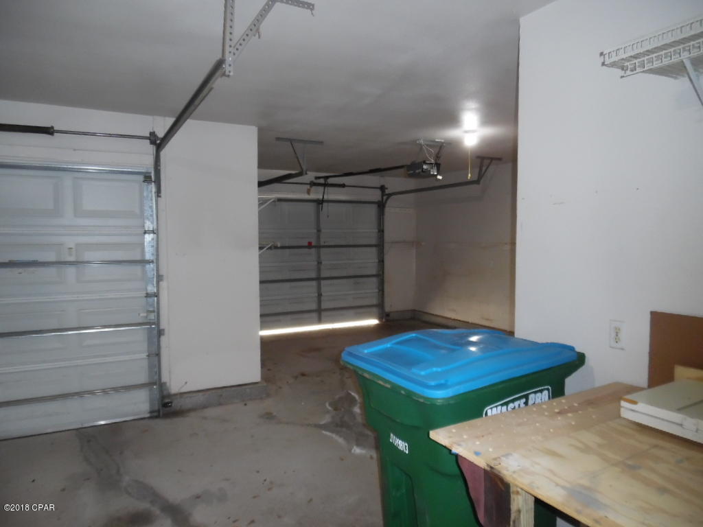 Pine Tree Place Unit 1 - Residential