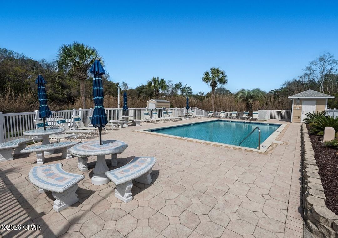 Villa Chateaus - Residential