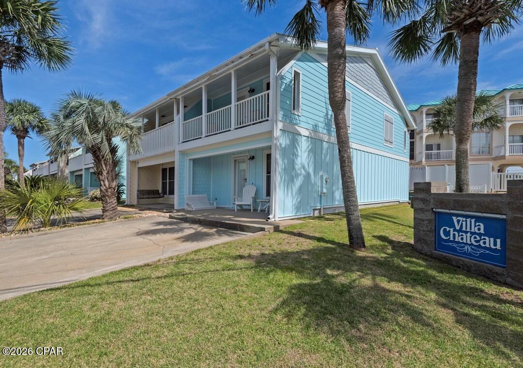 Villa Chateaus - Residential