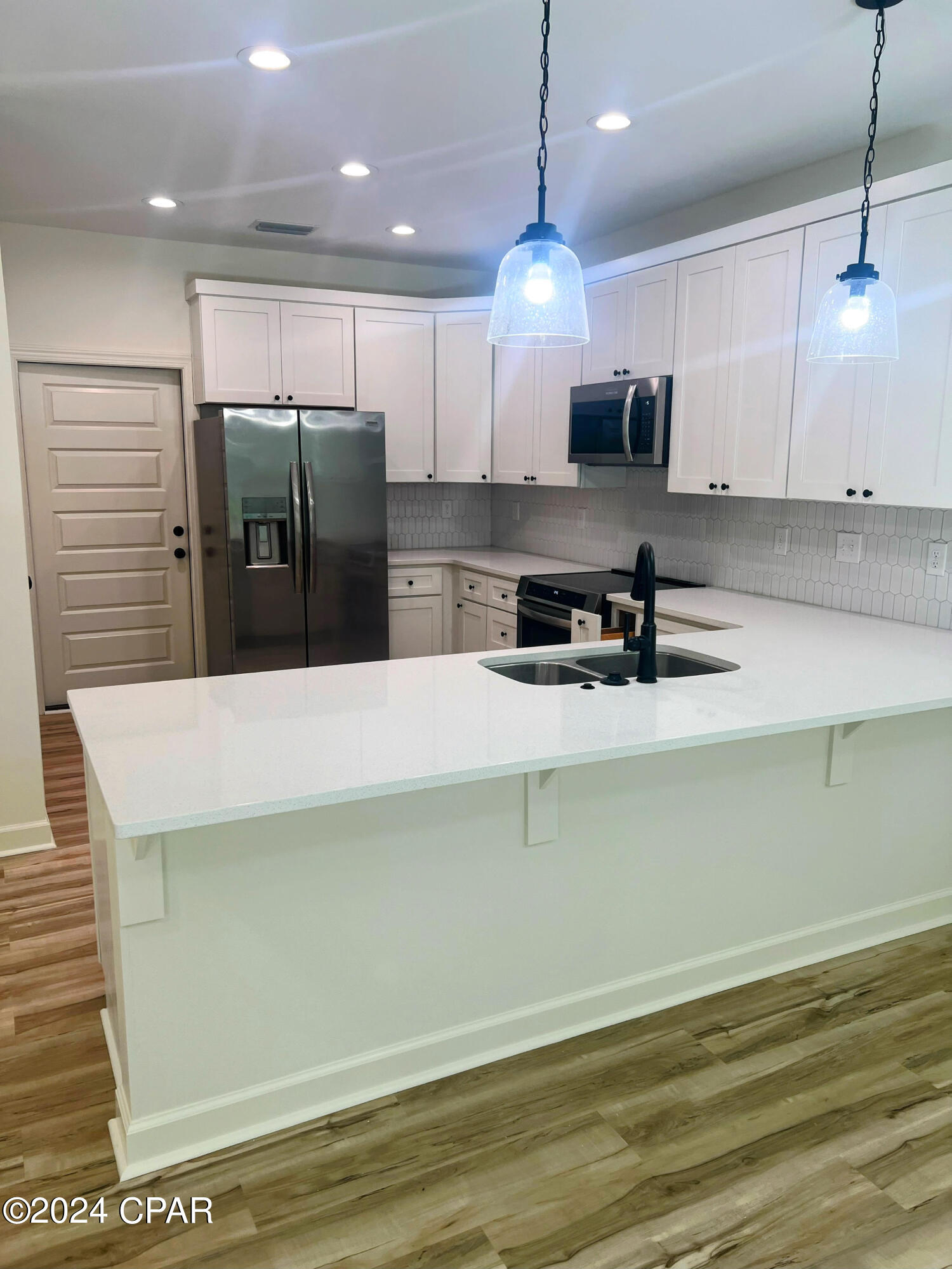 North Lagoon Oaks 7th Add - Residential