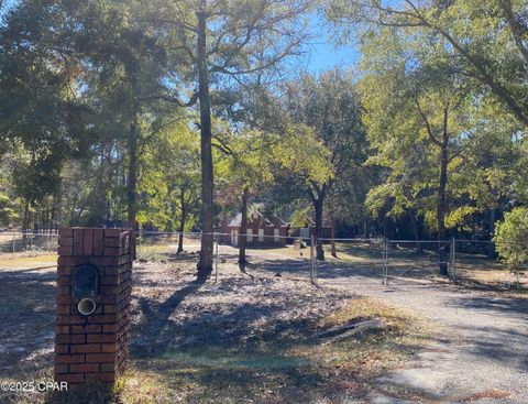 A home in Crawfordville