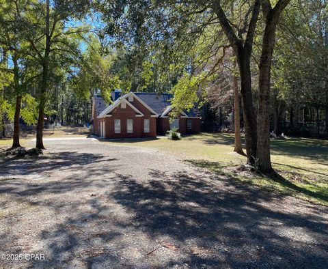 A home in Crawfordville