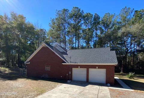 A home in Crawfordville