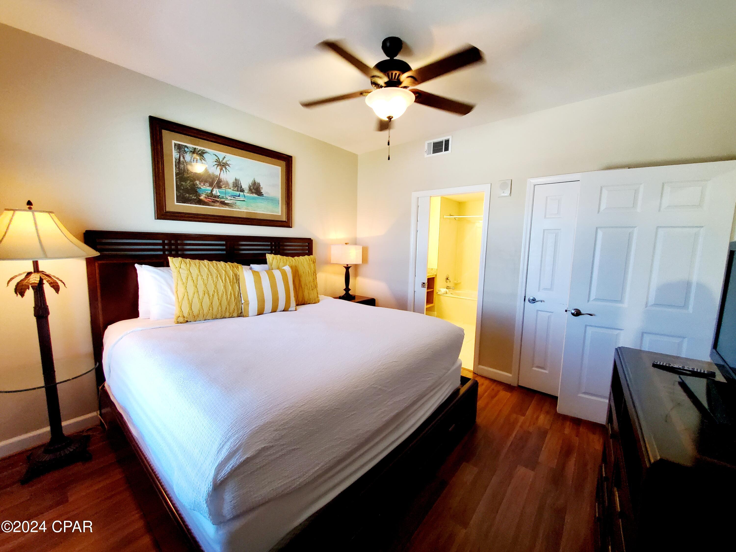 Splash Condo - Residential