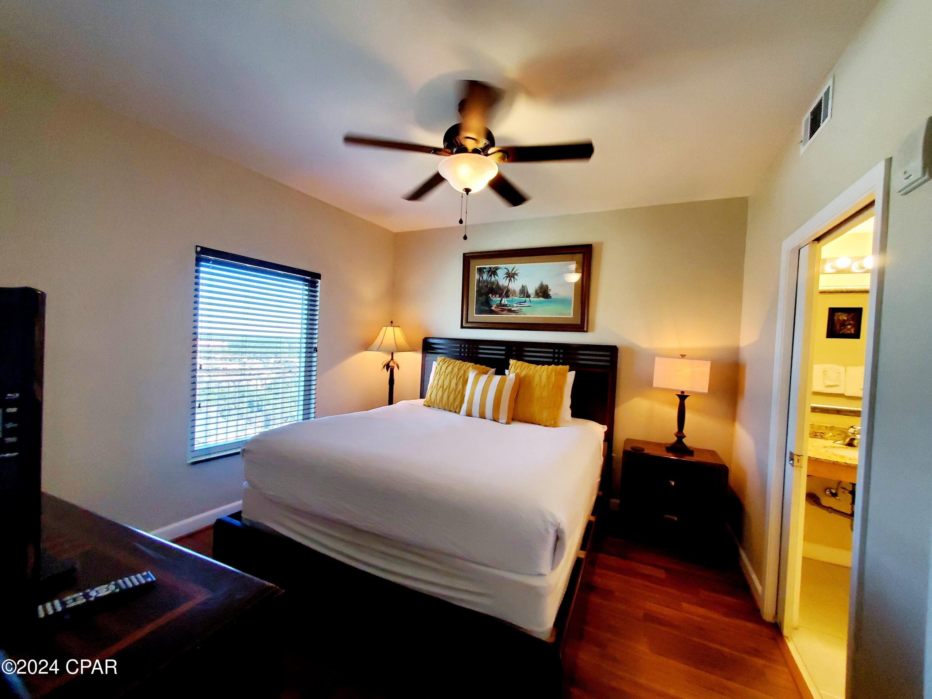 Splash Condo - Residential