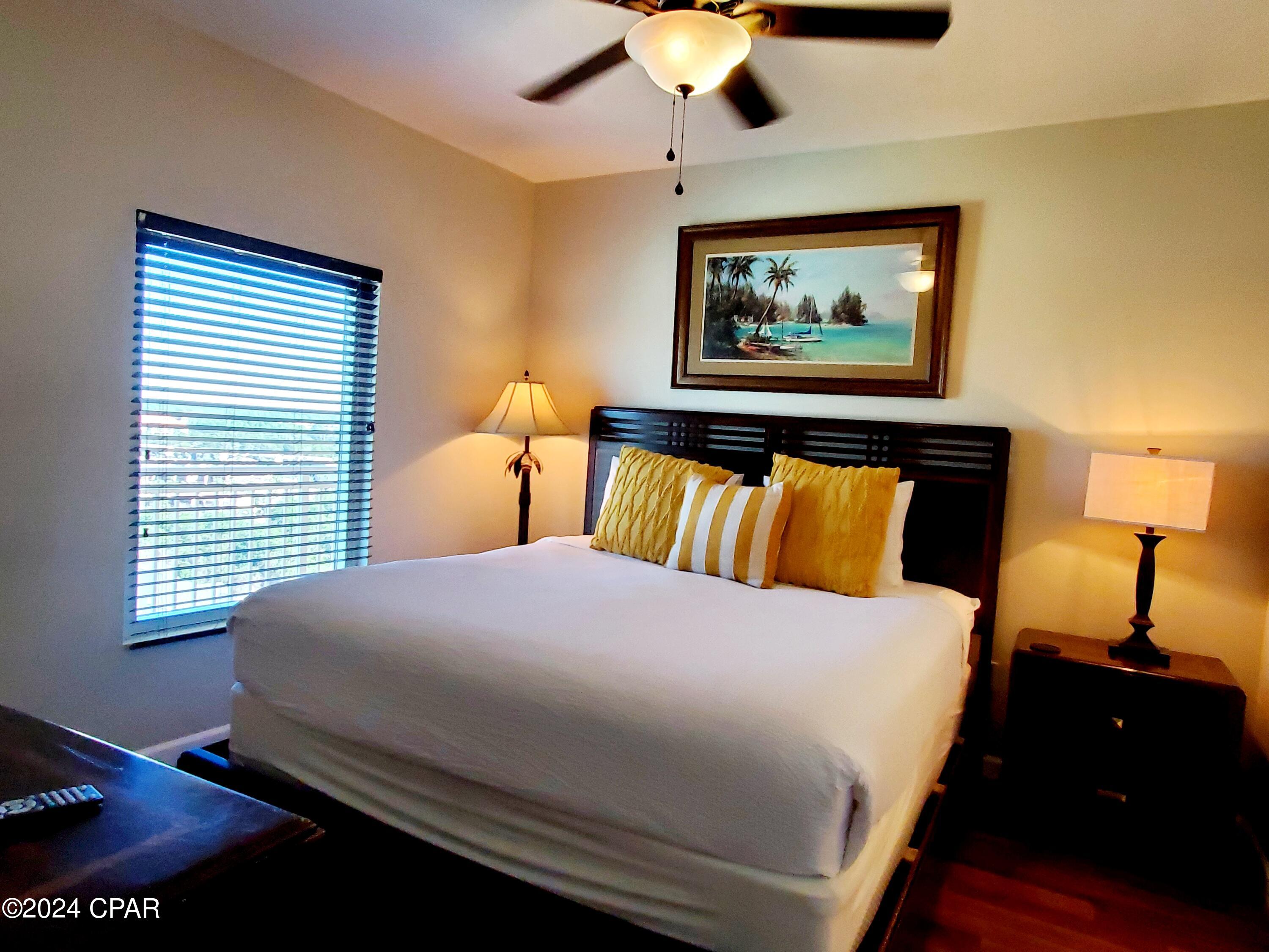 Splash Condo - Residential