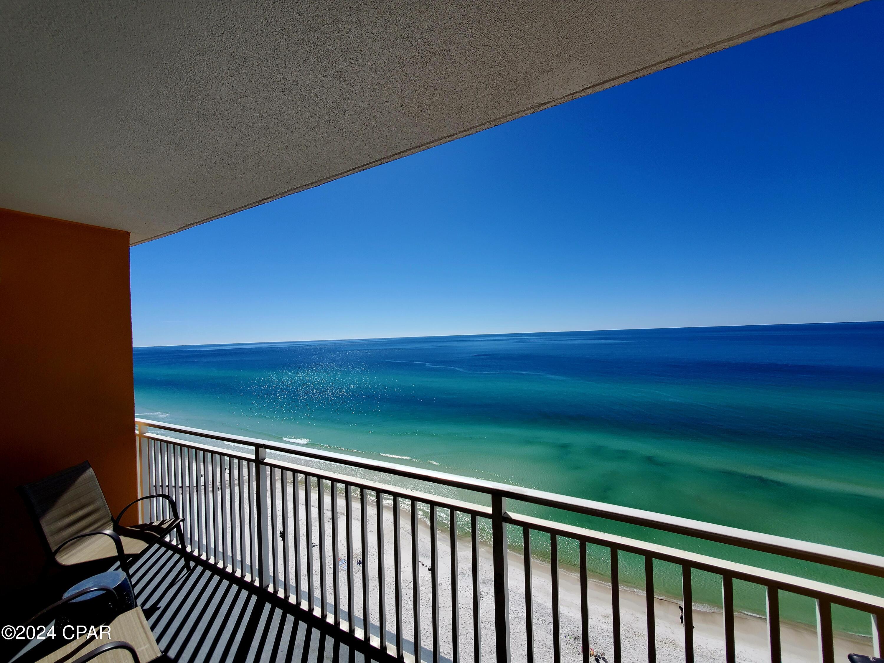 Splash Condo - Residential