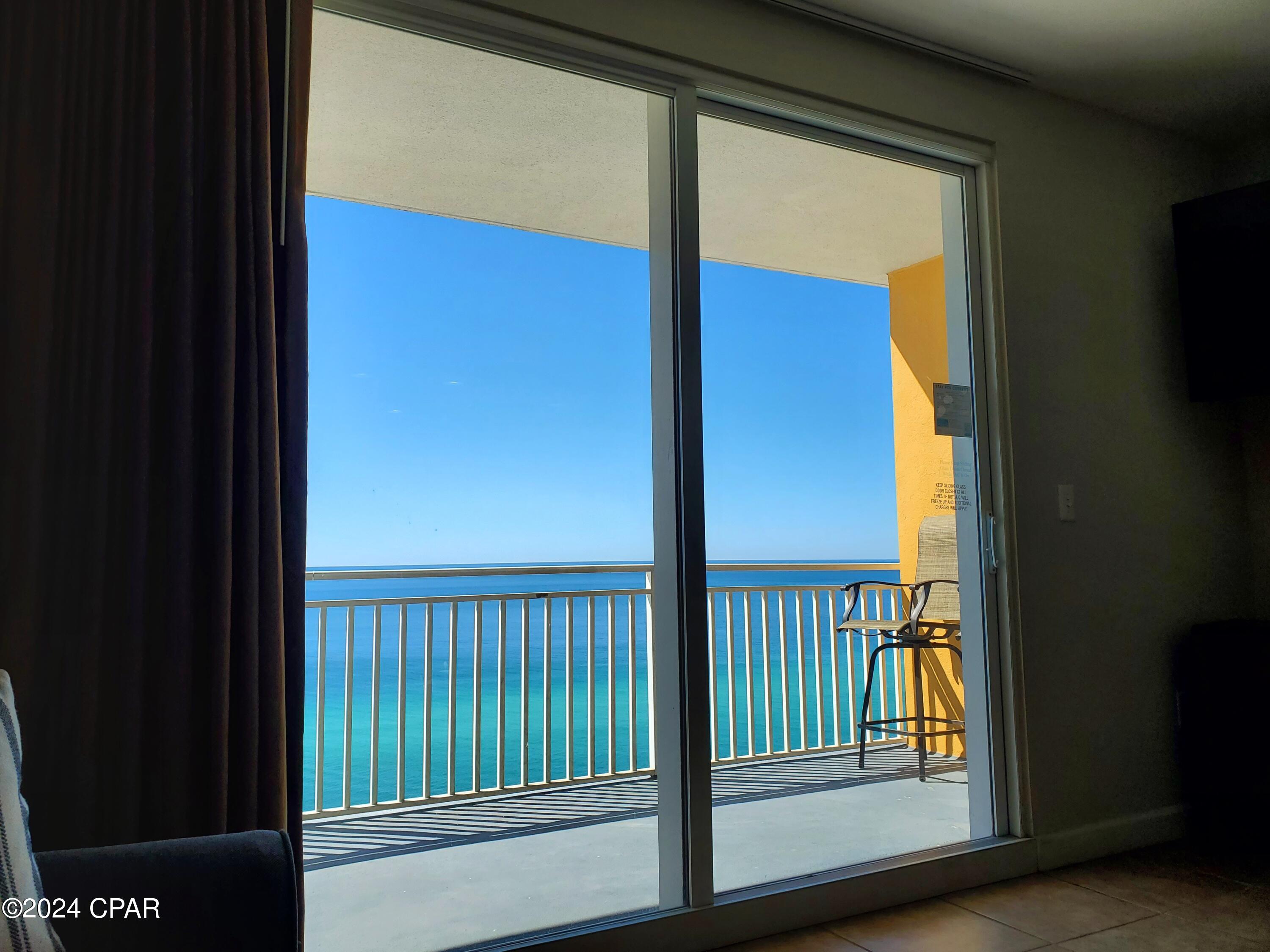 Splash Condo - Residential