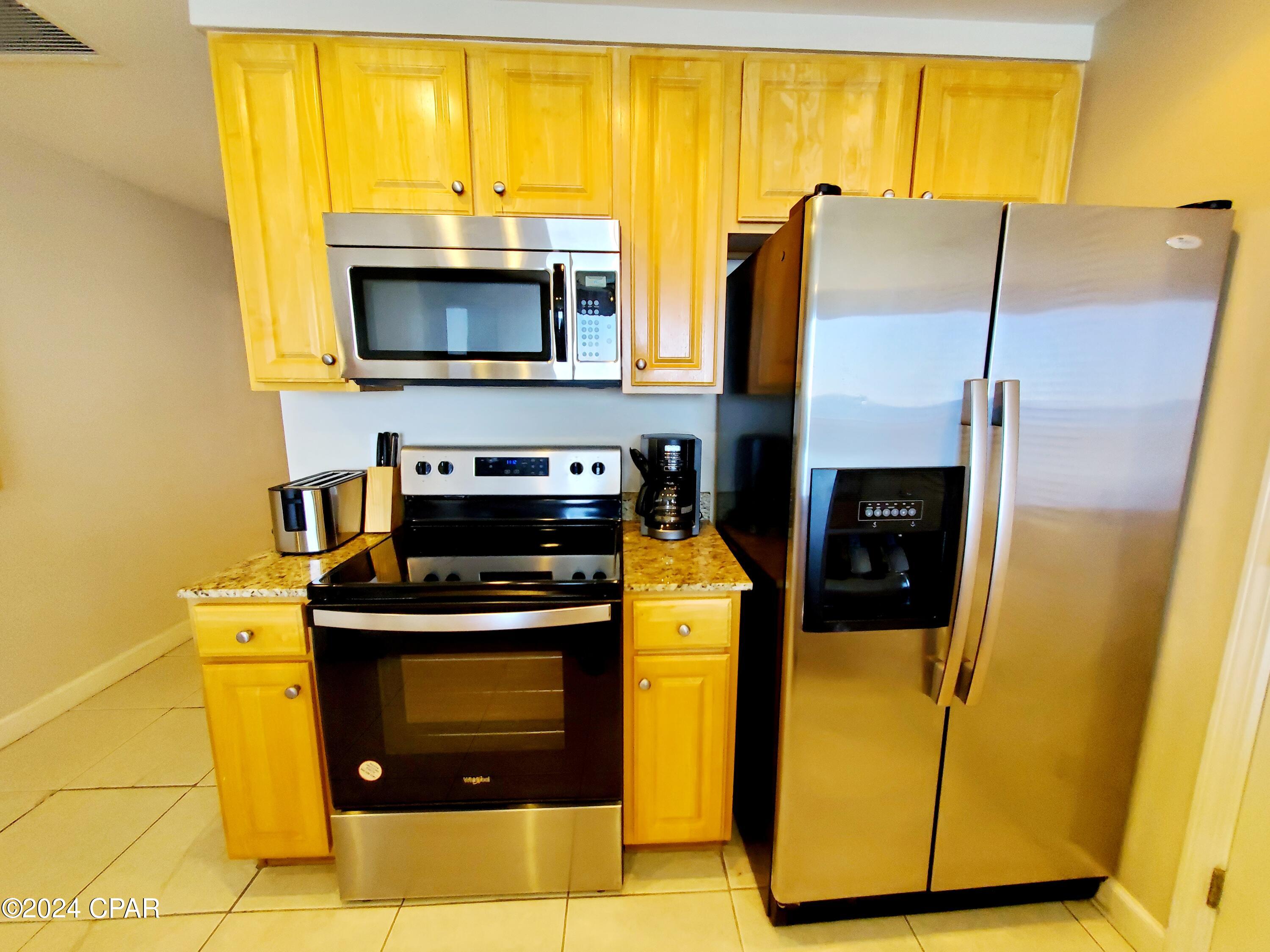 Splash Condo - Residential