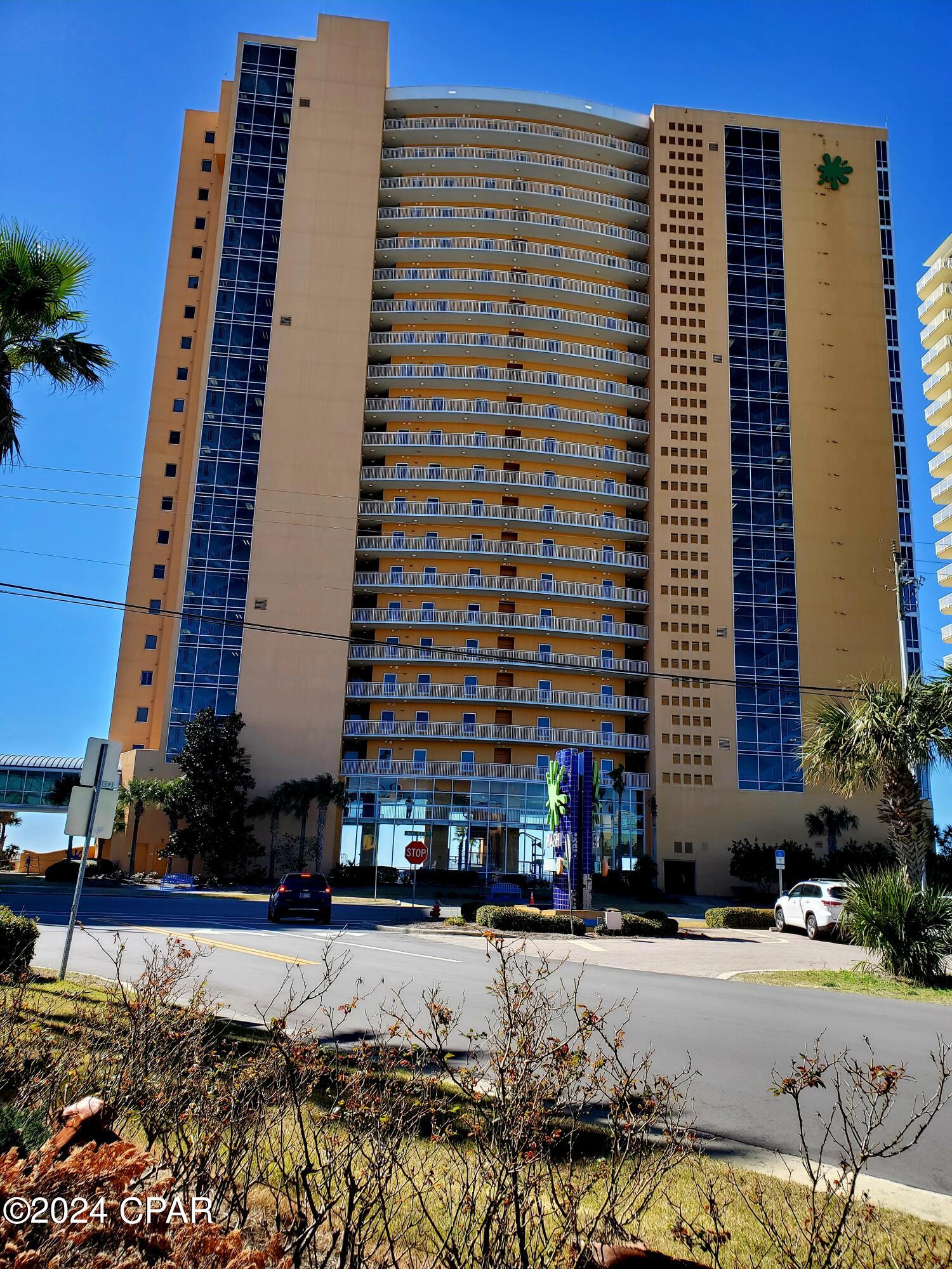 Splash Condo - Residential