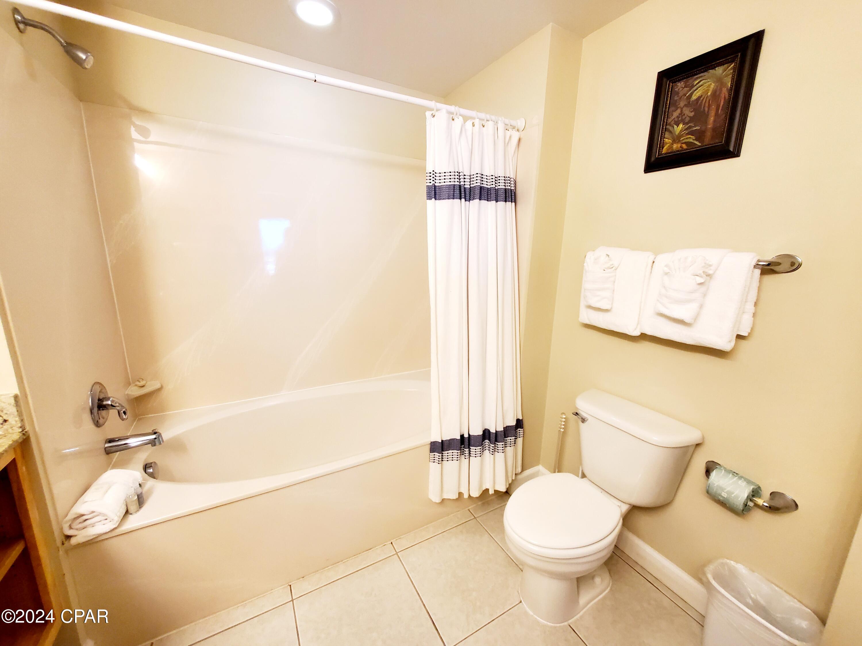 Splash Condo - Residential