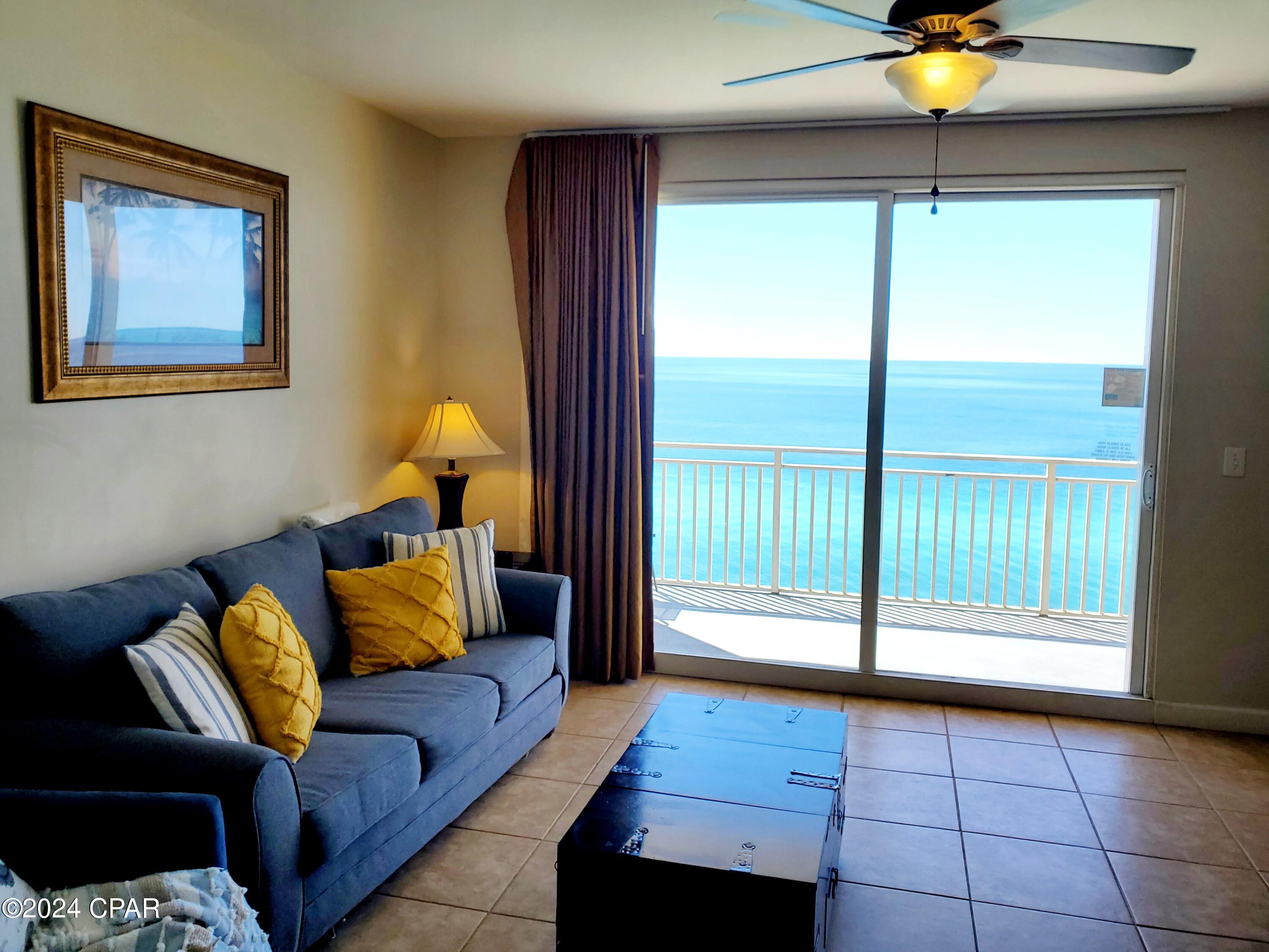 Splash Condo - Residential