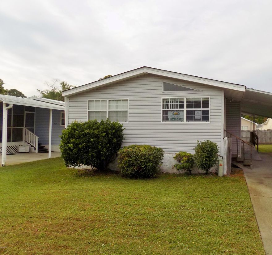 Spacious 3/2 mobile home located in the 55+ community of Greenwood Acres with pool, clubhouse & RV lot. This split plan home is waiting on your personal touches & features vaulted ceilings, a large living room, dining room, utility room & spacious kitchen. The master bedroom has a private bath and walk in closet. The property has an attached carport & storage shed. All Information recorded in the MLS is intended to be accurate but cannot be guaranteed, buyer advised to verify. SOLD AS IS.