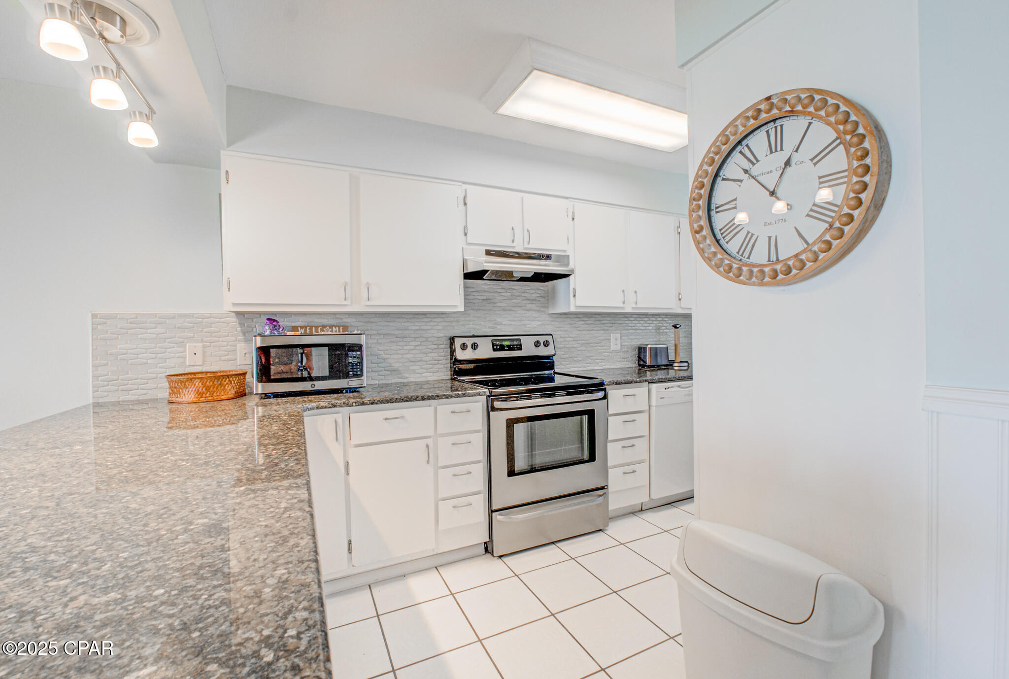 Regency Towers - Residential