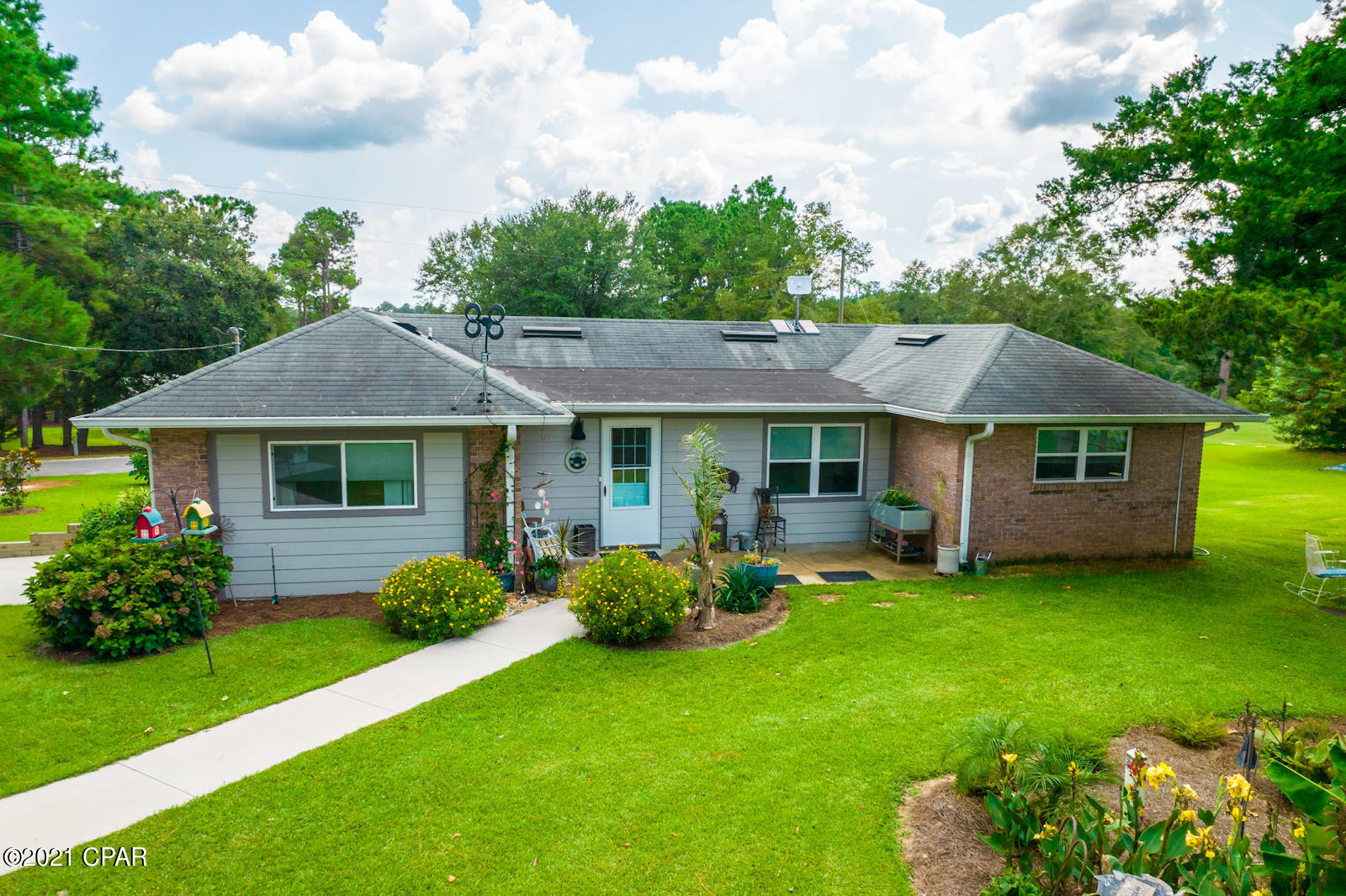 Dogwood Lakes - Residential