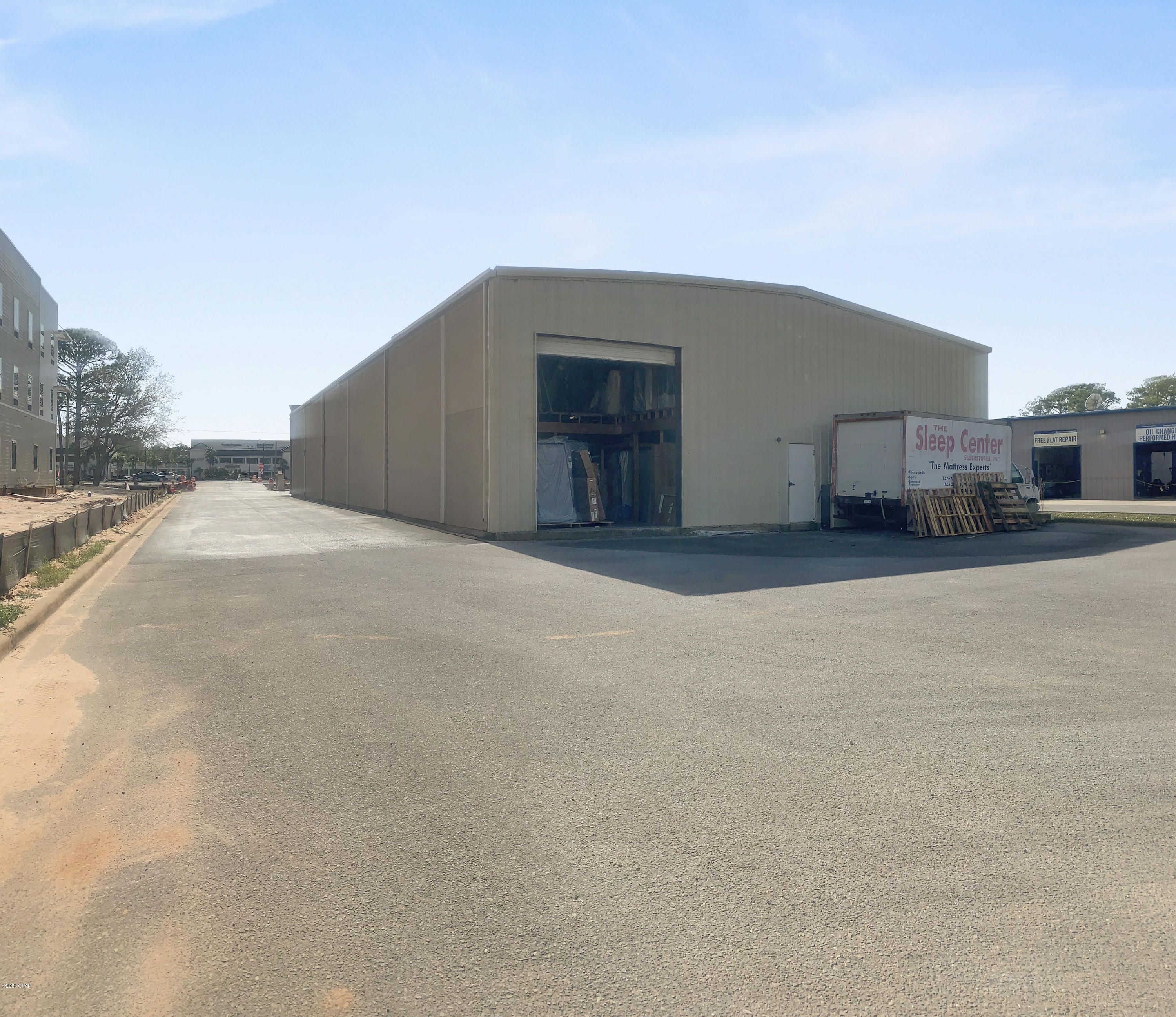 [No Recorded Subdiv] - Commercial Sale