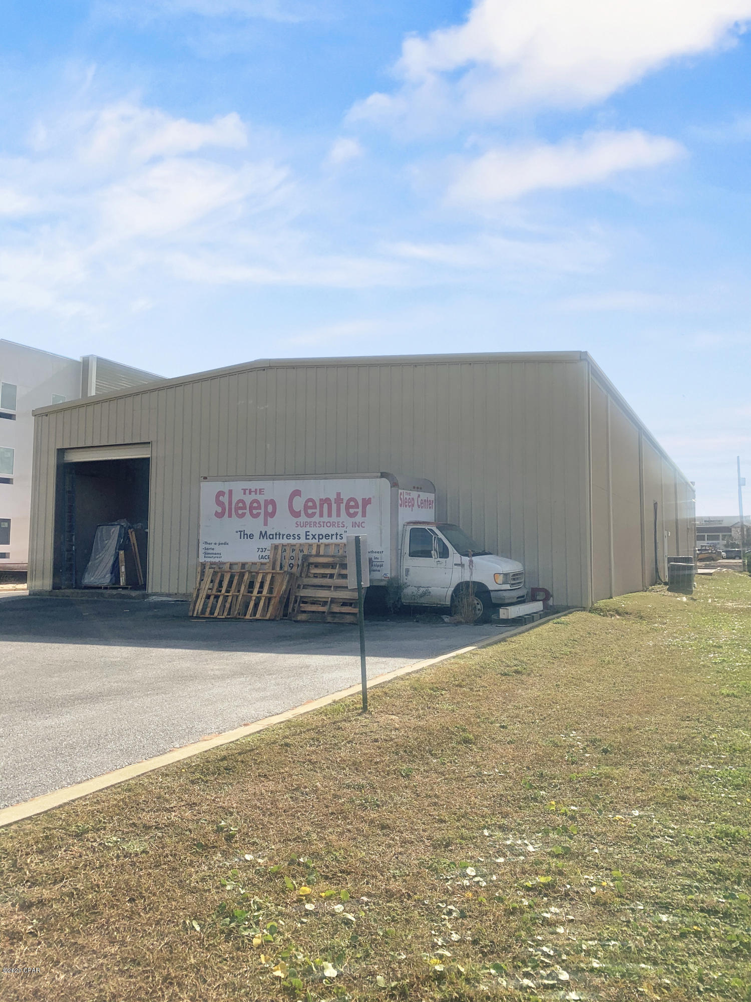 [No Recorded Subdiv] - Commercial Sale