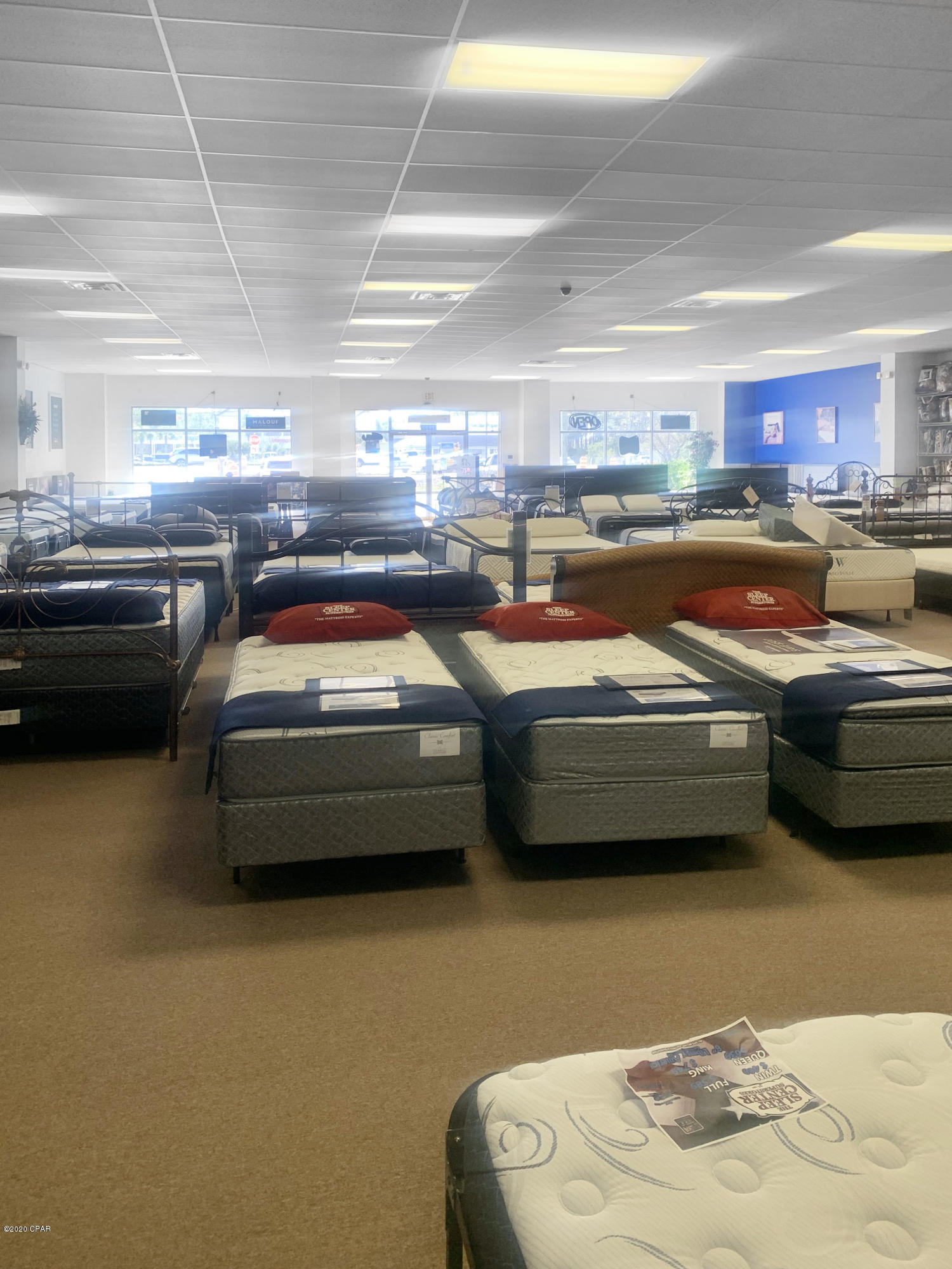 [No Recorded Subdiv] - Commercial Sale