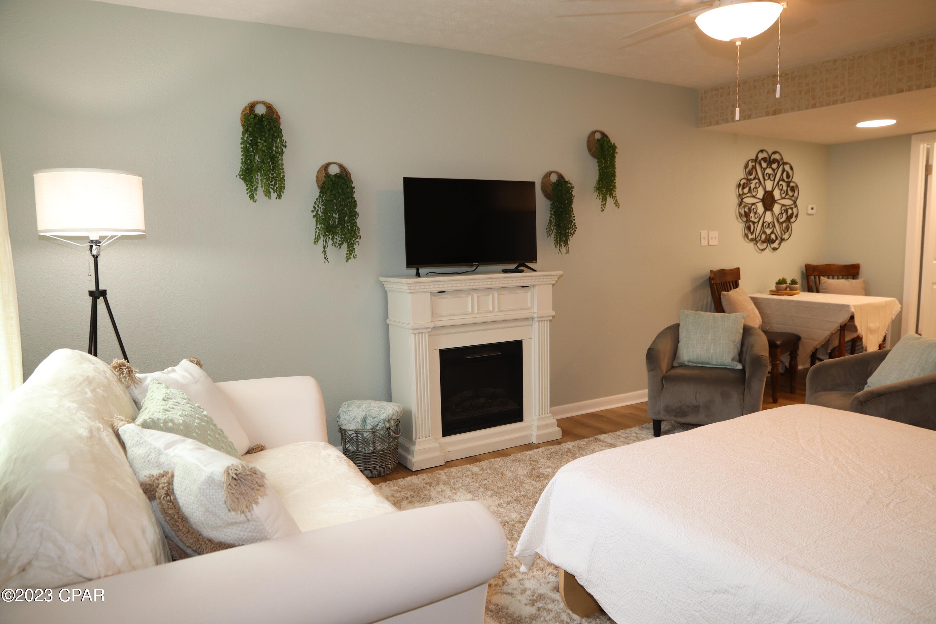 Hidden Lagoon - Residential