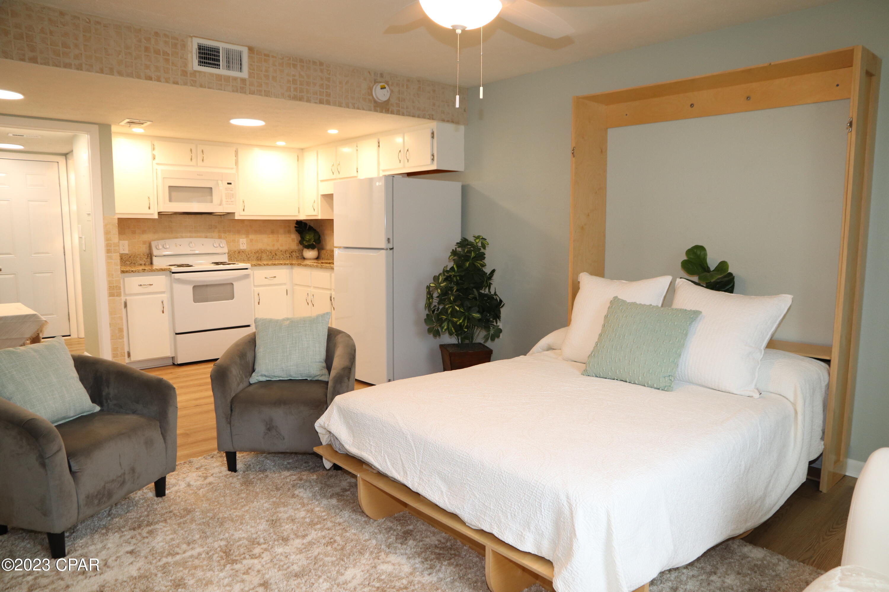 Hidden Lagoon - Residential