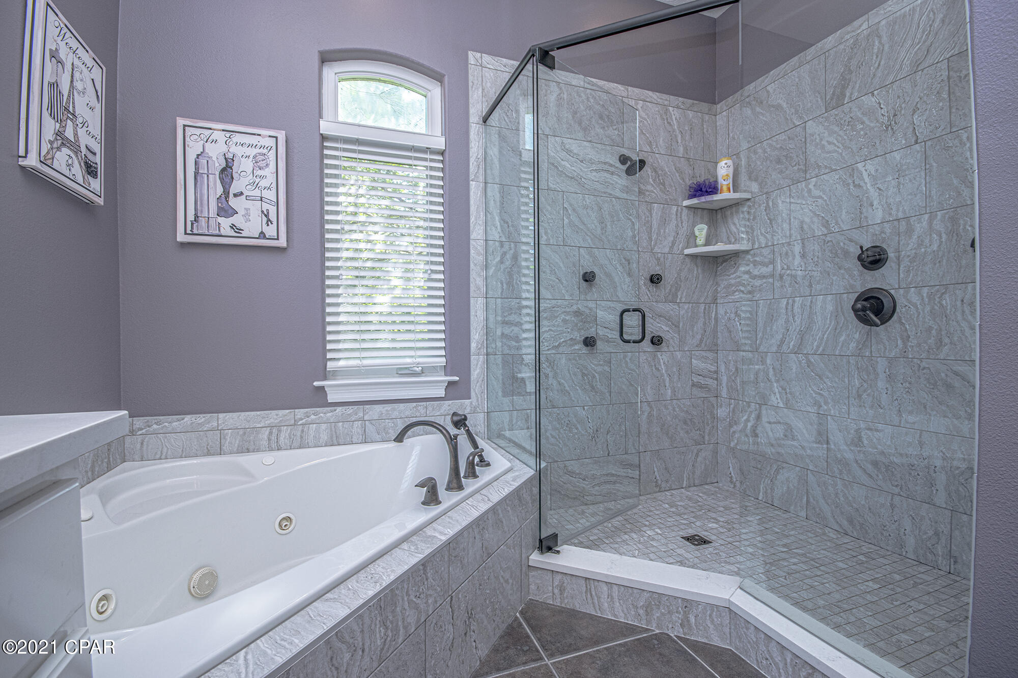 Dolphin Bay Ph II - Residential