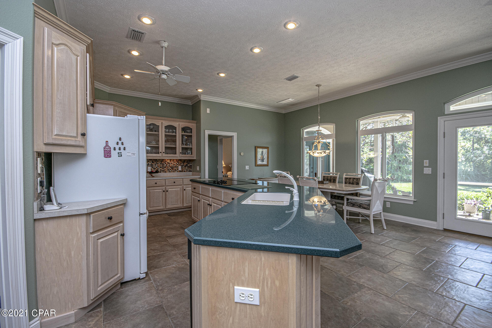 Dolphin Bay Ph II - Residential