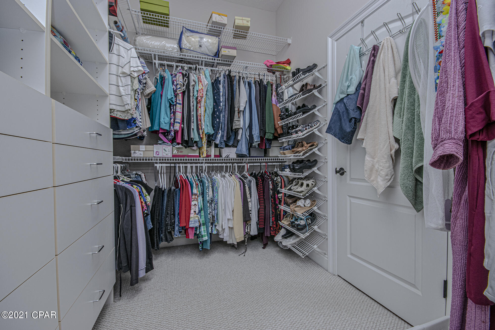 Dolphin Bay Ph II - Residential