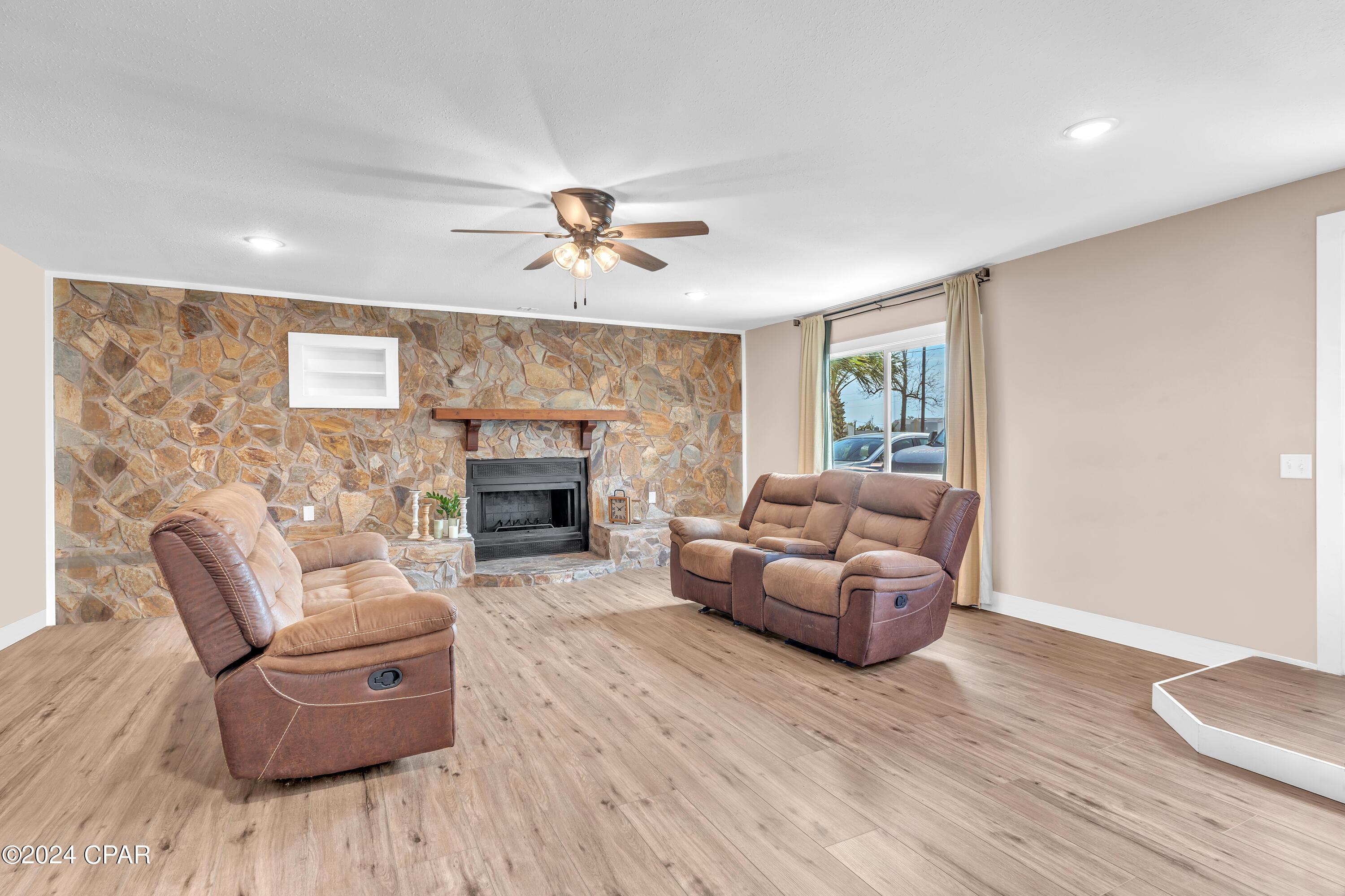 Register, E.B. 1st - Residential