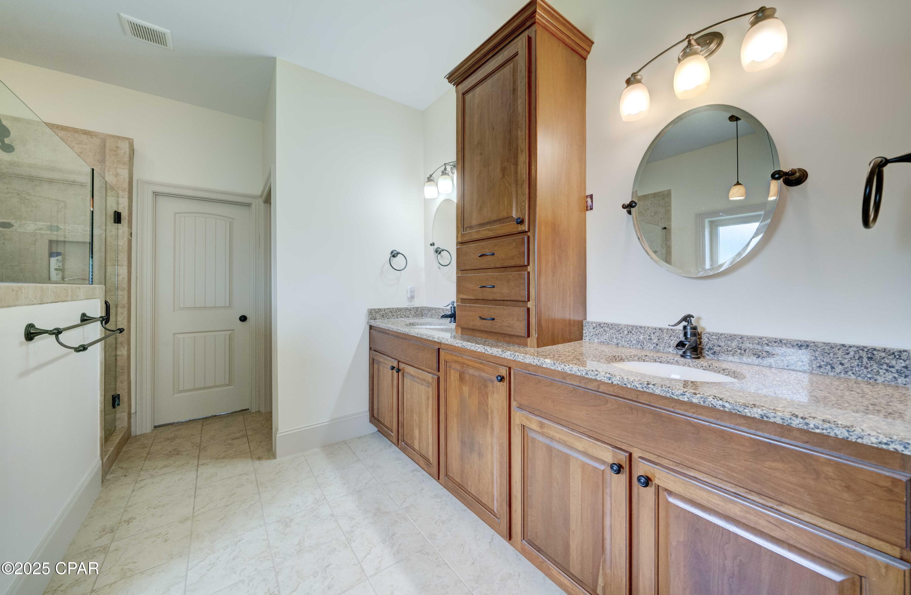 College Oaks - Residential