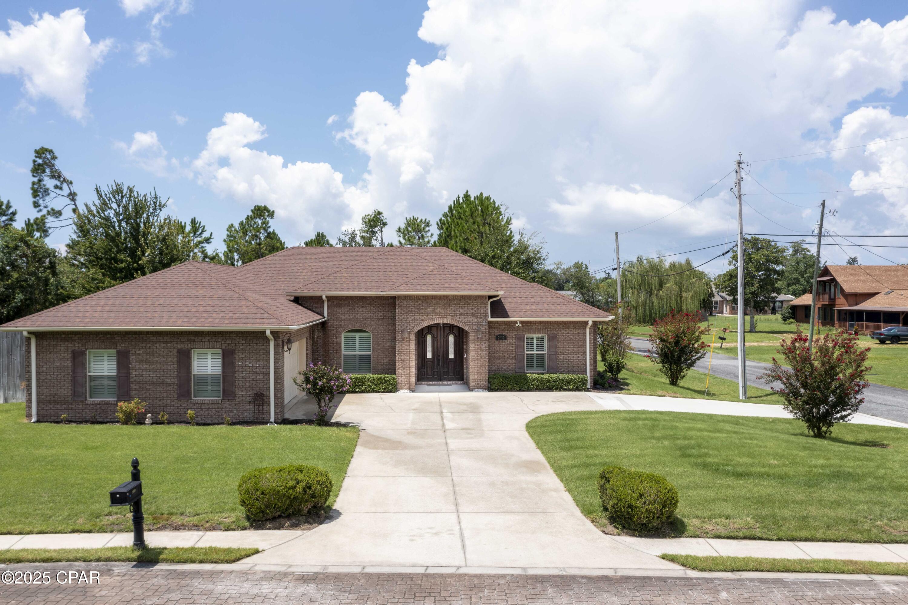 College Oaks - Residential