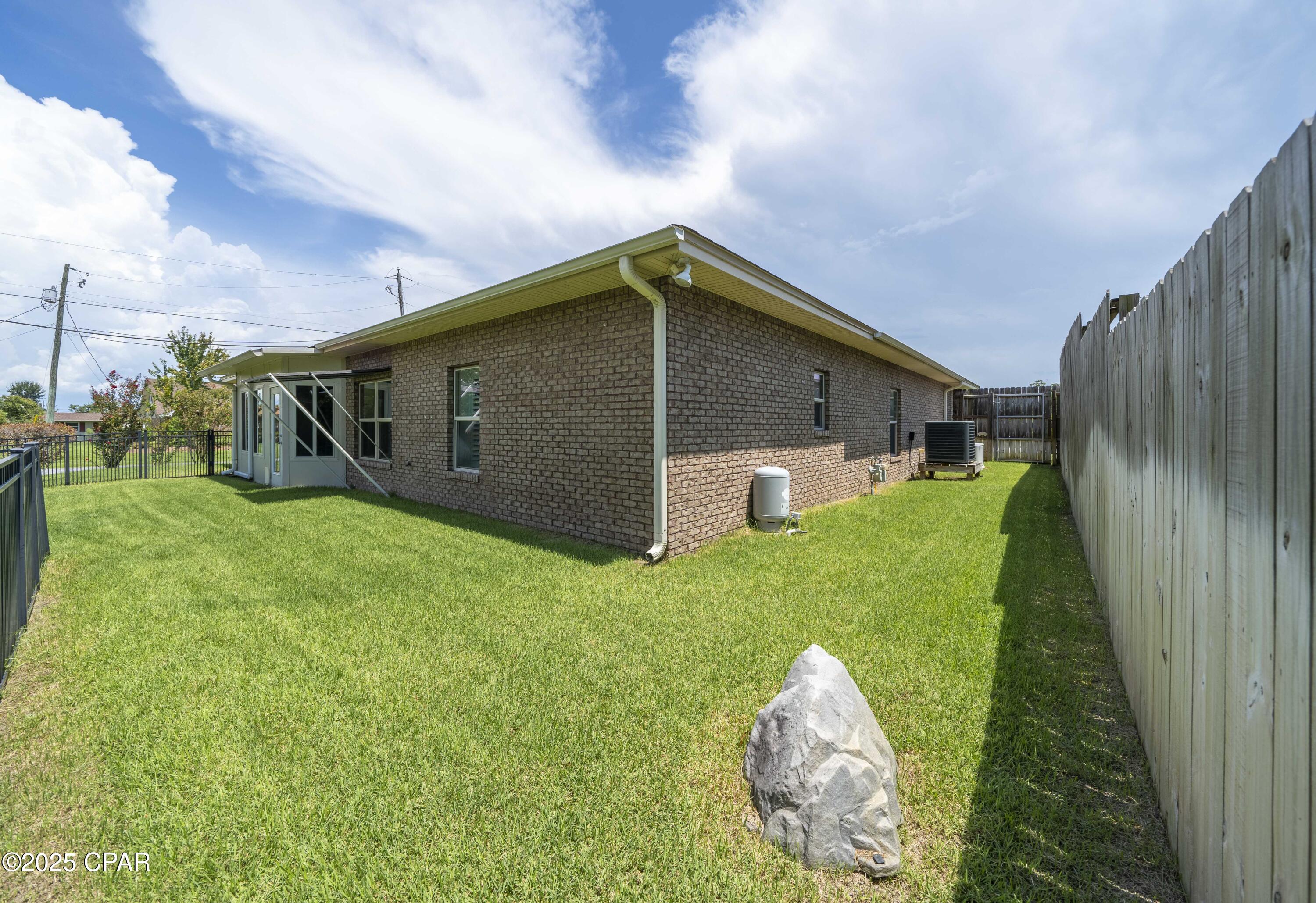 College Oaks - Residential