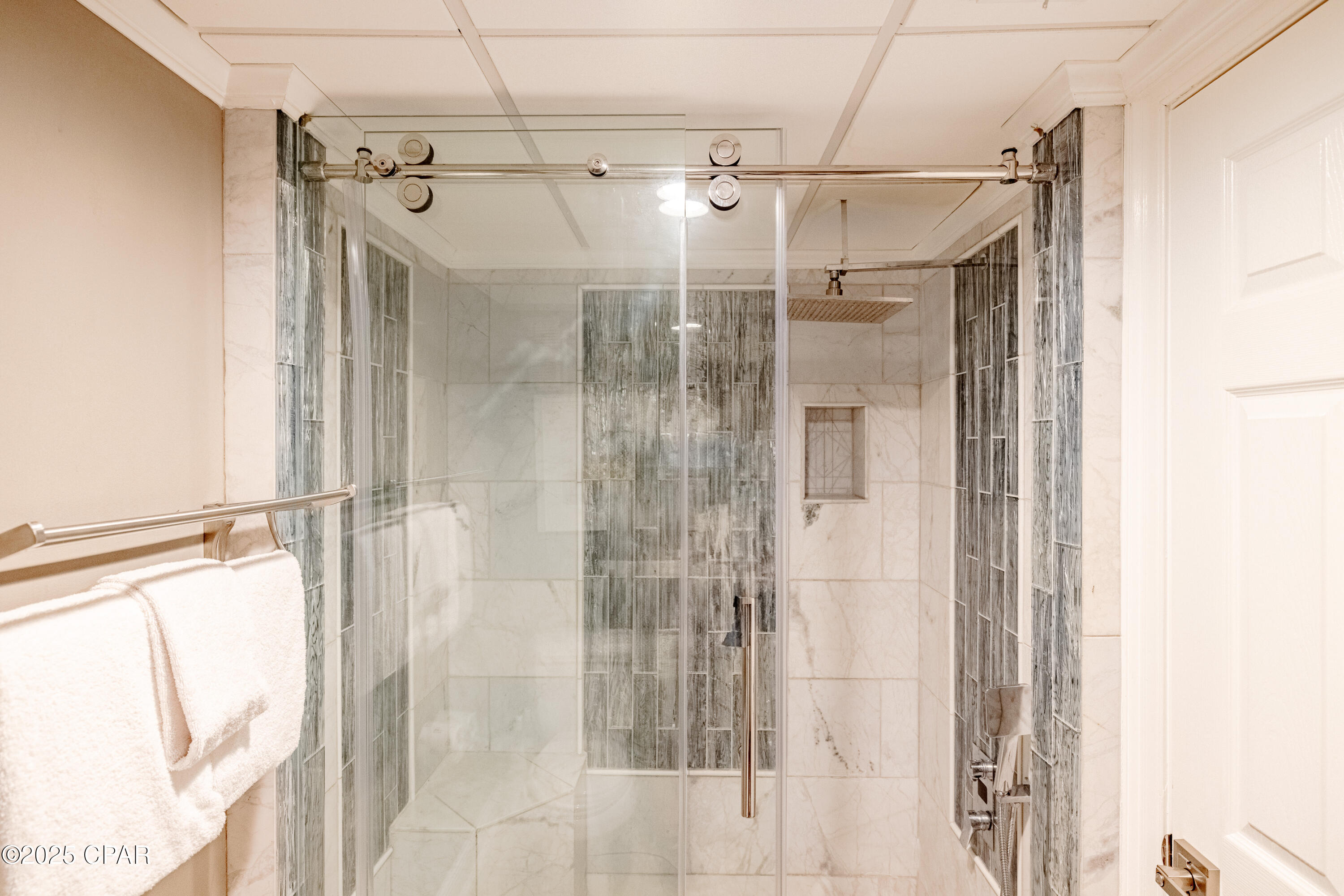 Edgewater Tower I - Residential