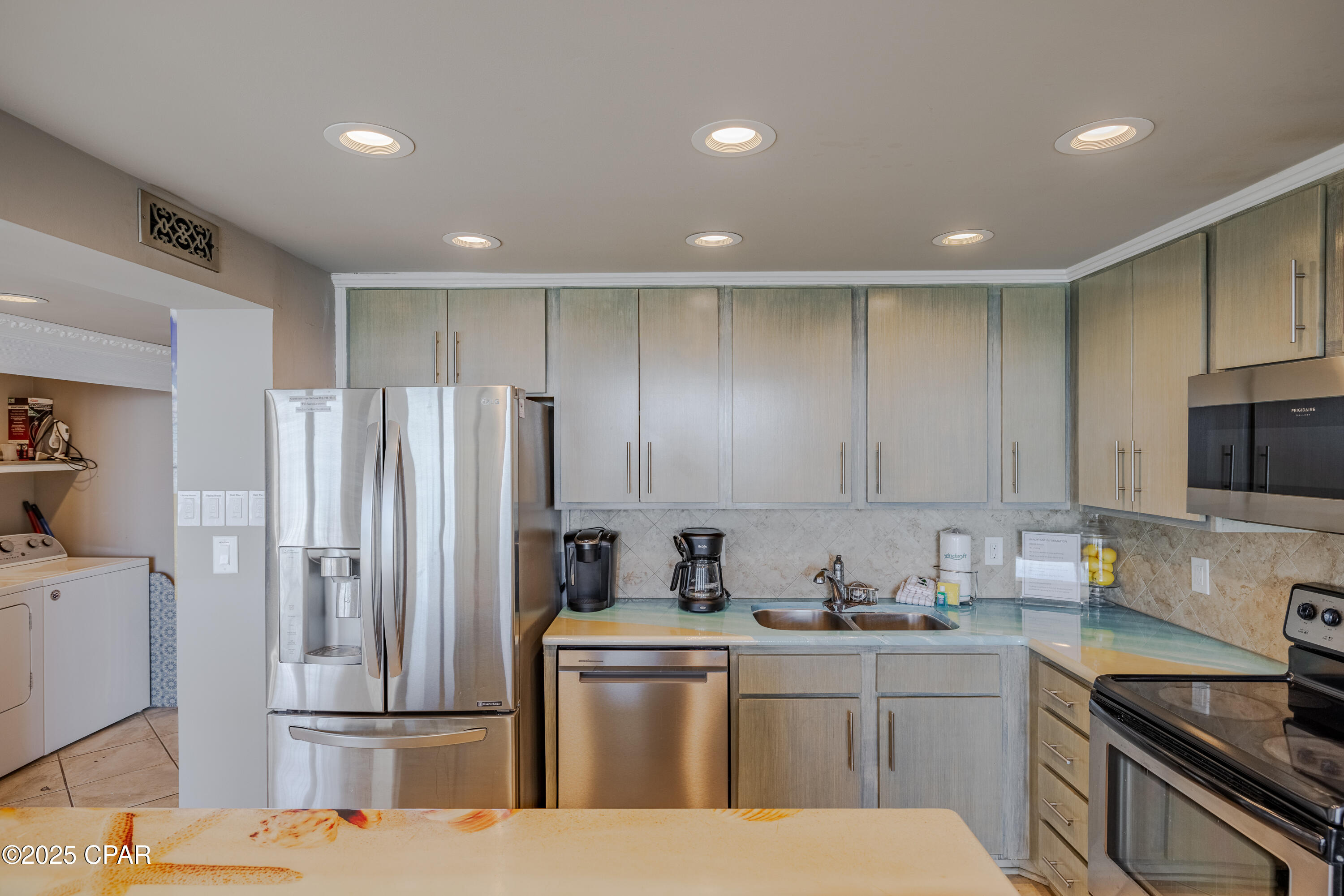 Edgewater Tower I - Residential