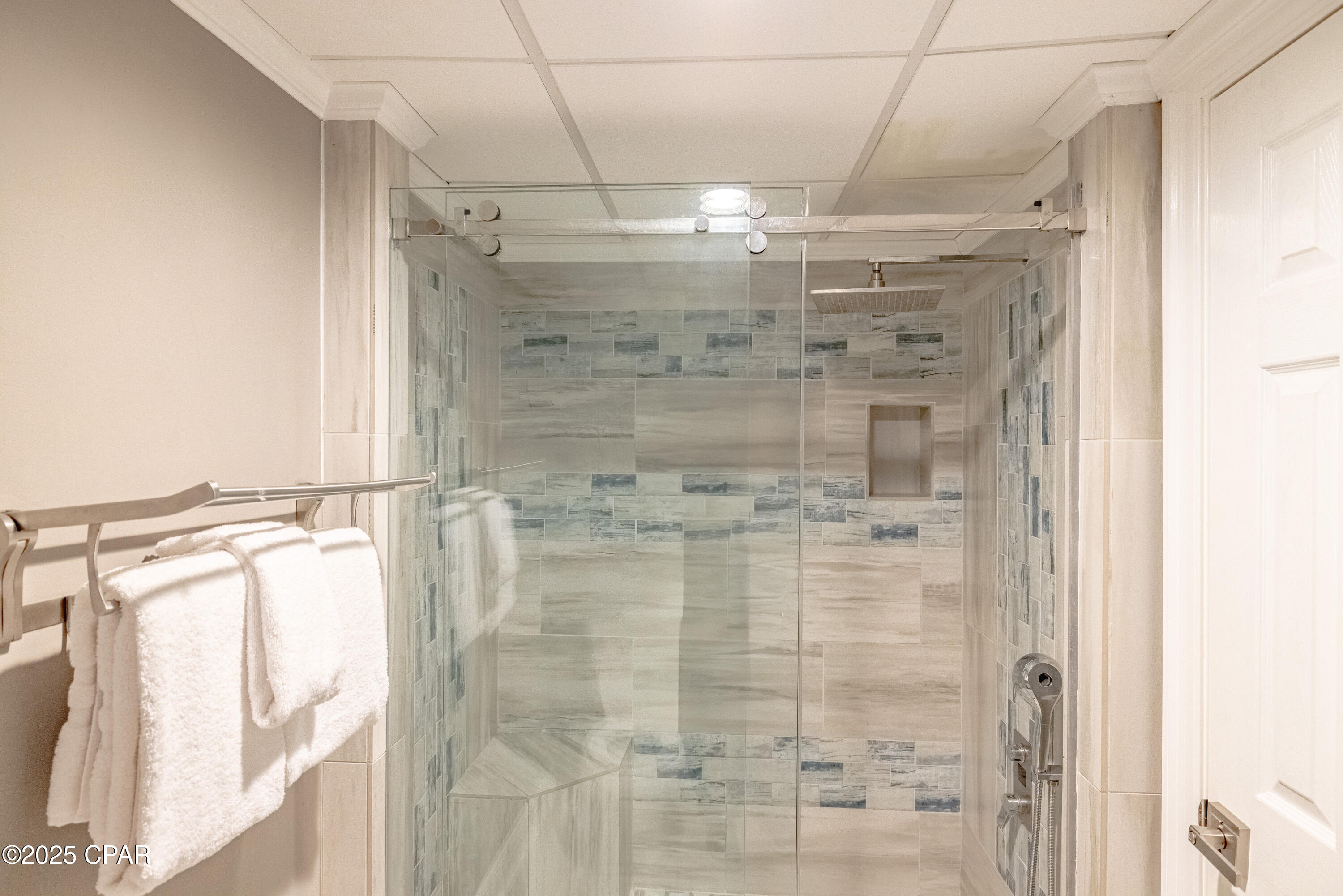 Edgewater Tower I - Residential