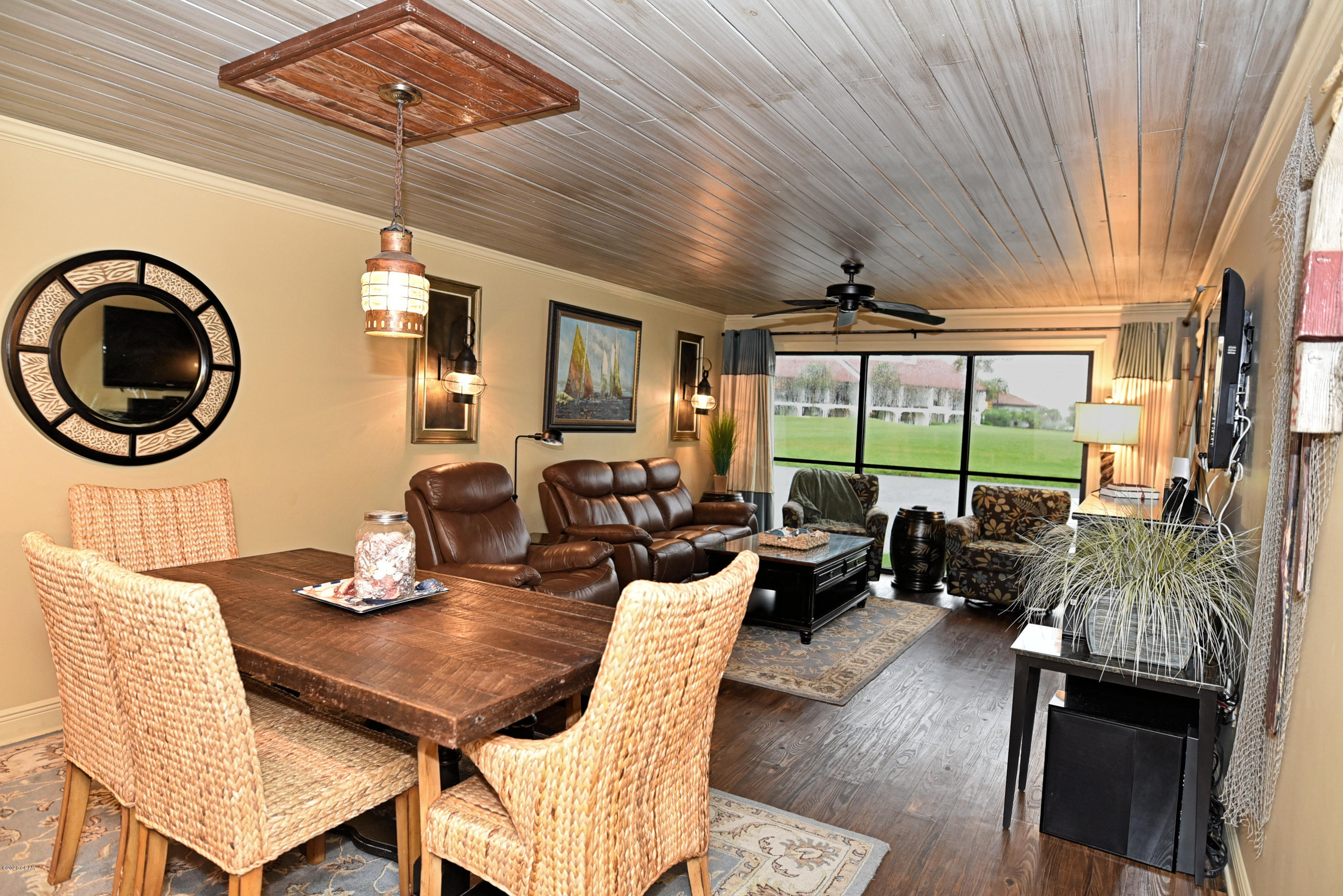 Beachview Villas - Residential