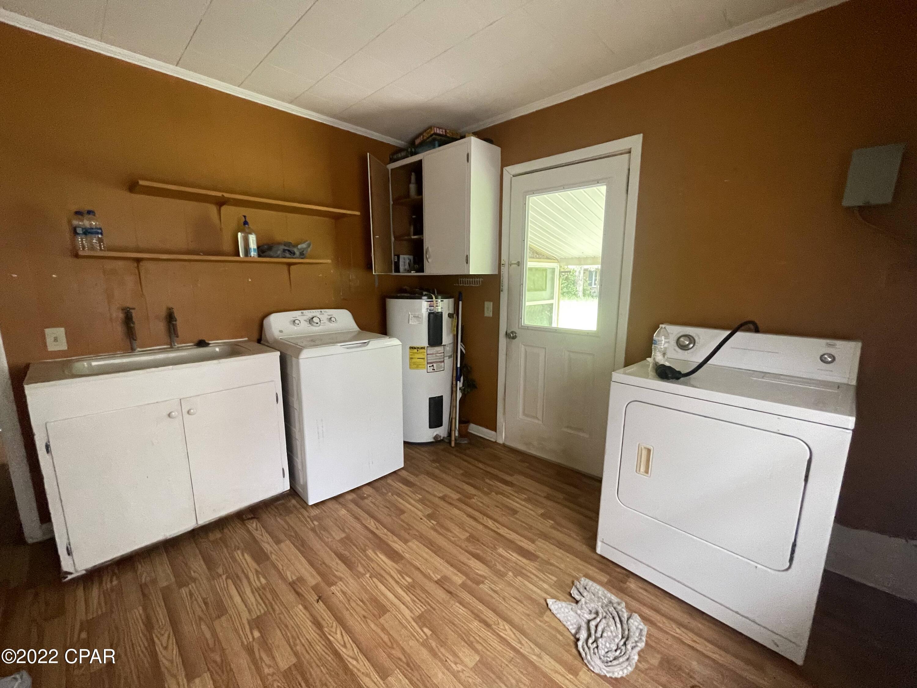 [No Recorded Subdiv] - Residential