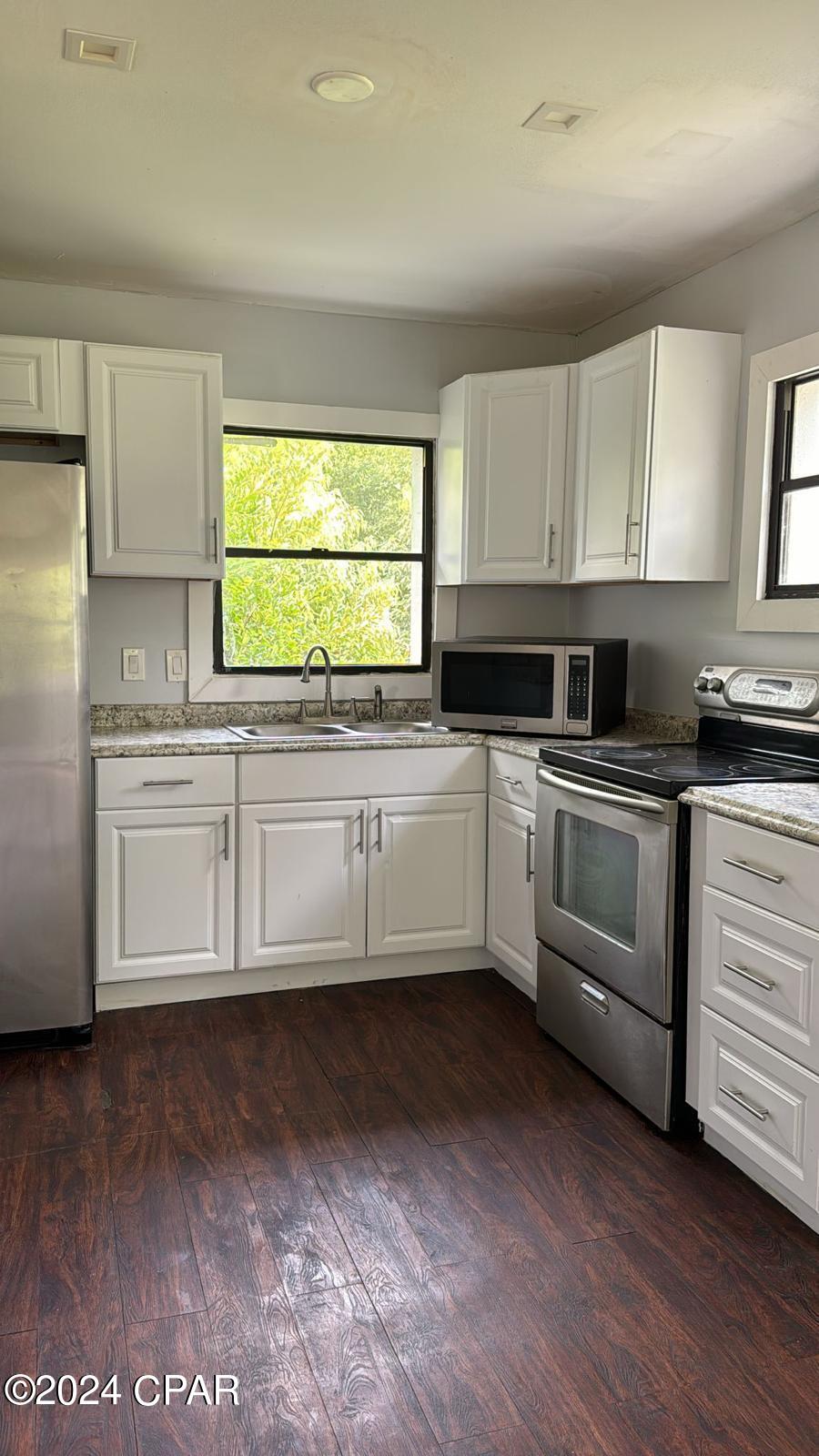 [No Recorded Subdiv] - Residential Lease