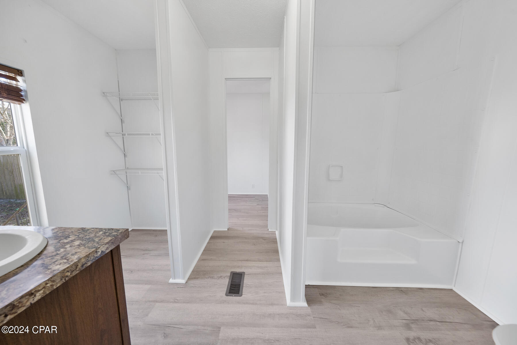 [No Recorded Subdiv] - Residential Lease