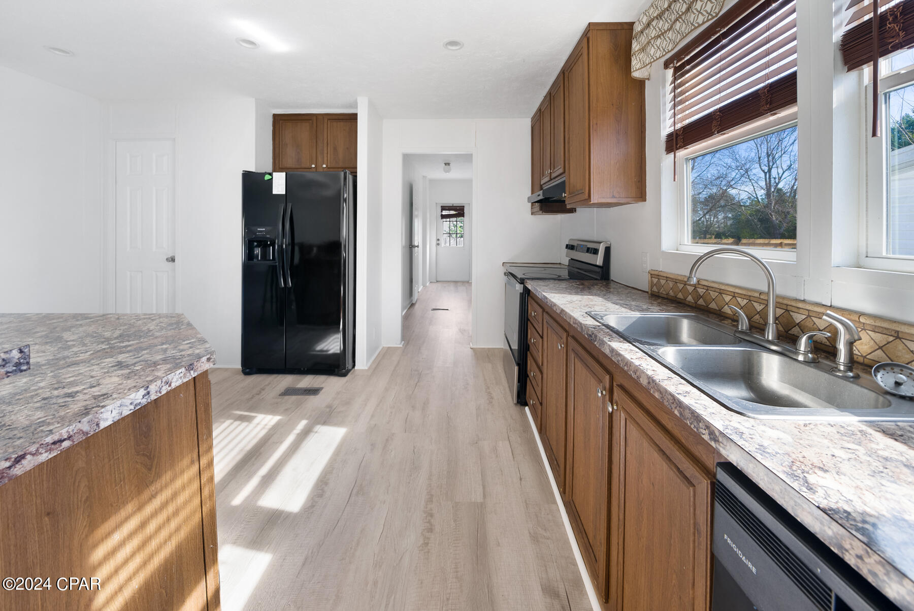 [No Recorded Subdiv] - Residential Lease