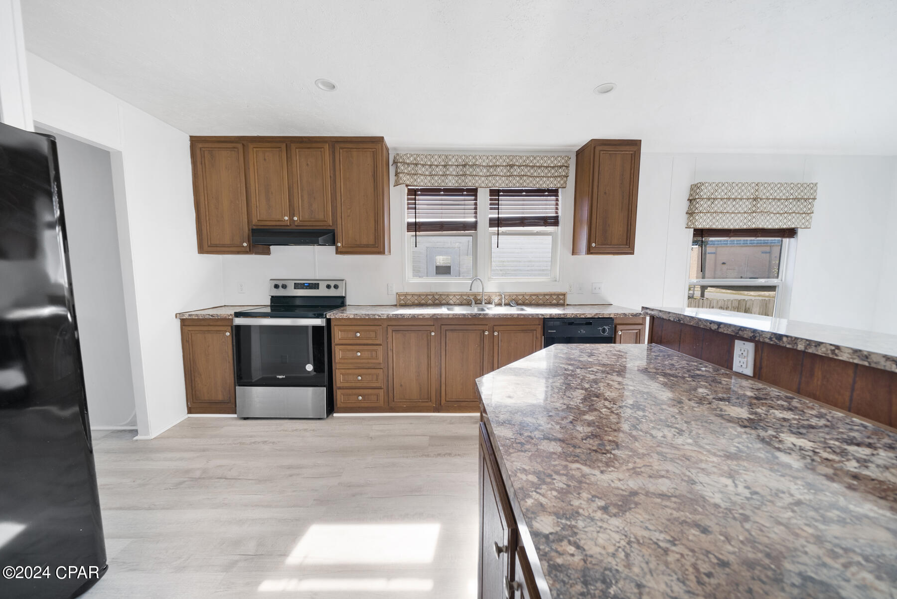 [No Recorded Subdiv] - Residential Lease