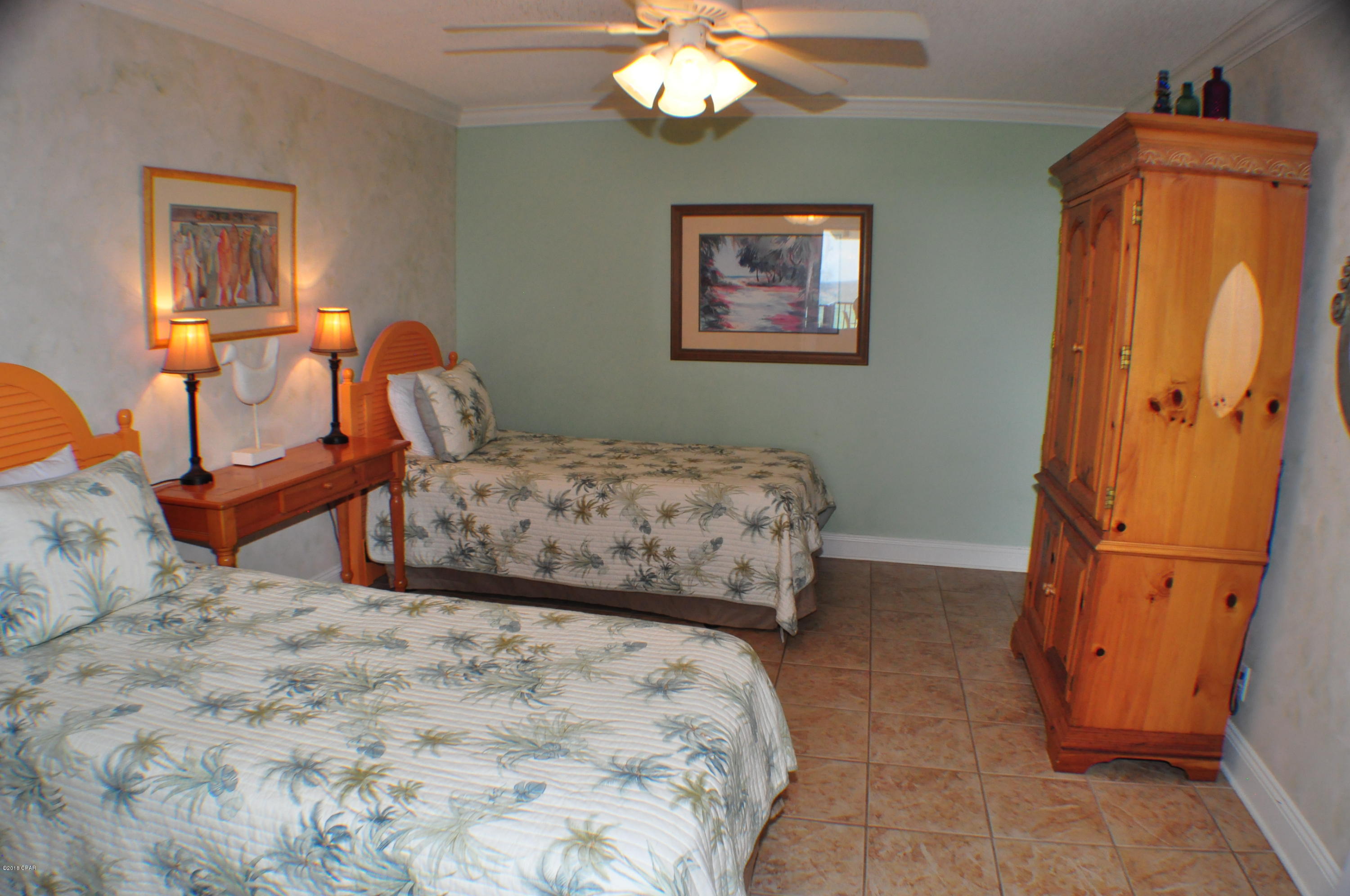 Pelican Walk - Residential