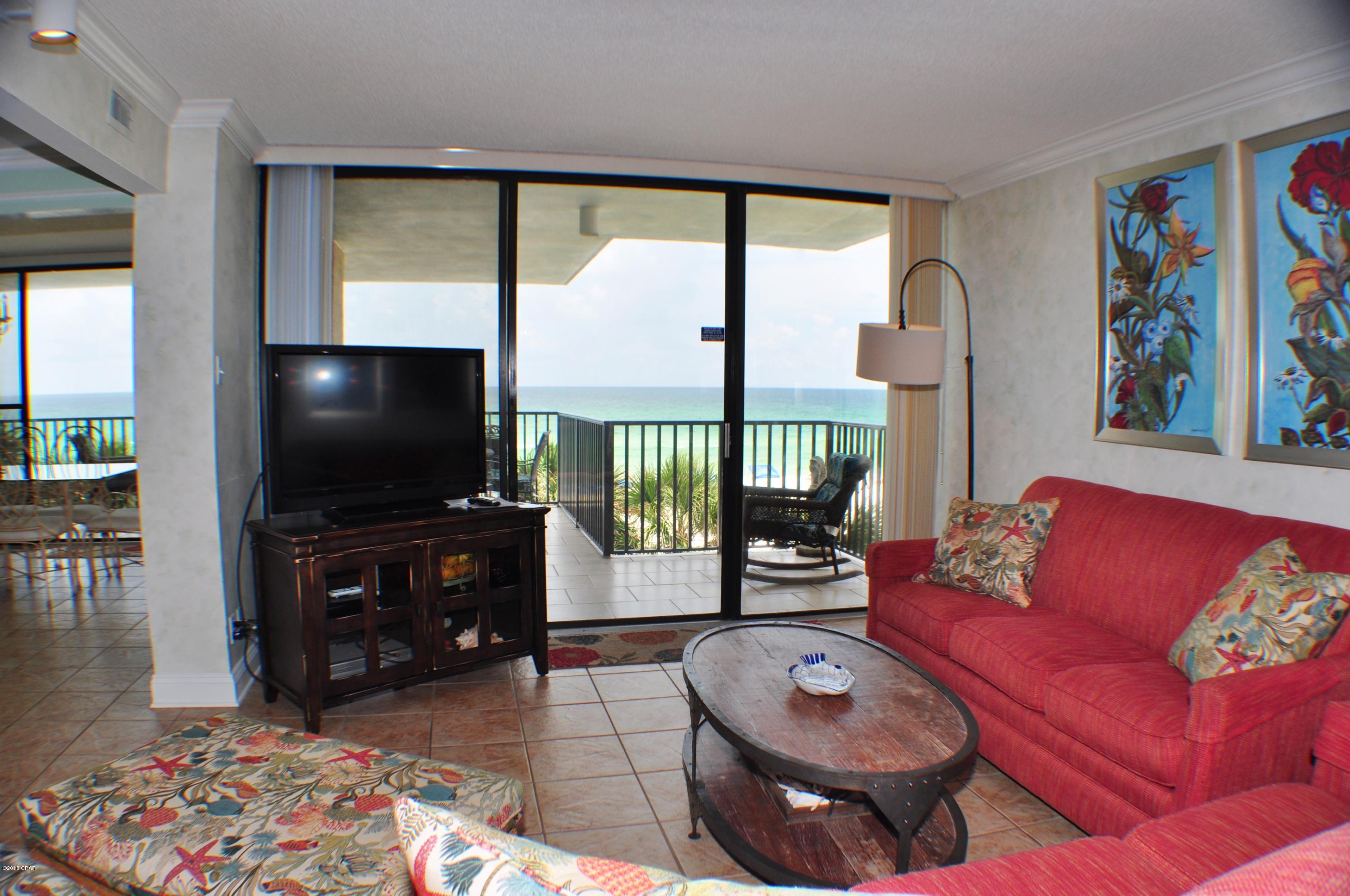 Pelican Walk - Residential