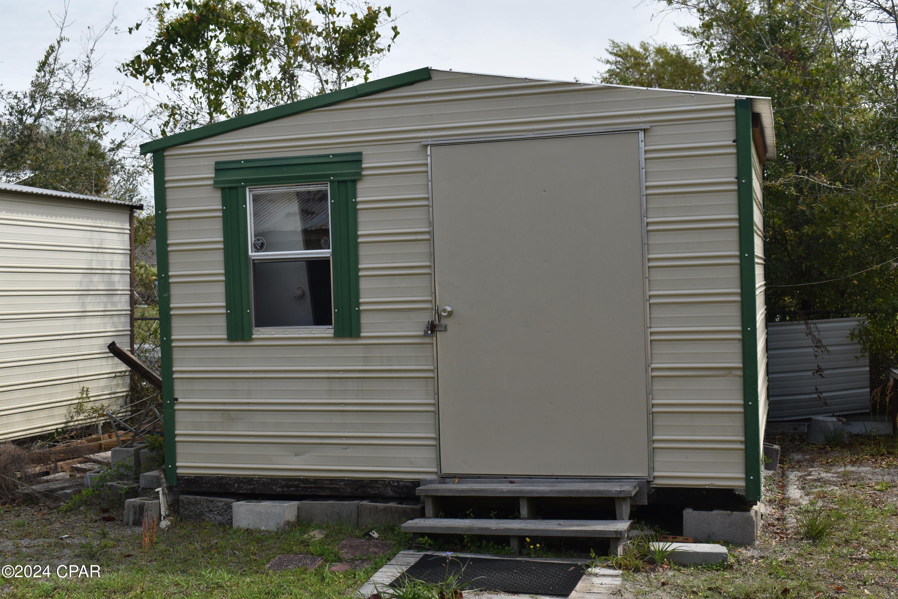 [No Recorded Subdiv] - Residential Lease